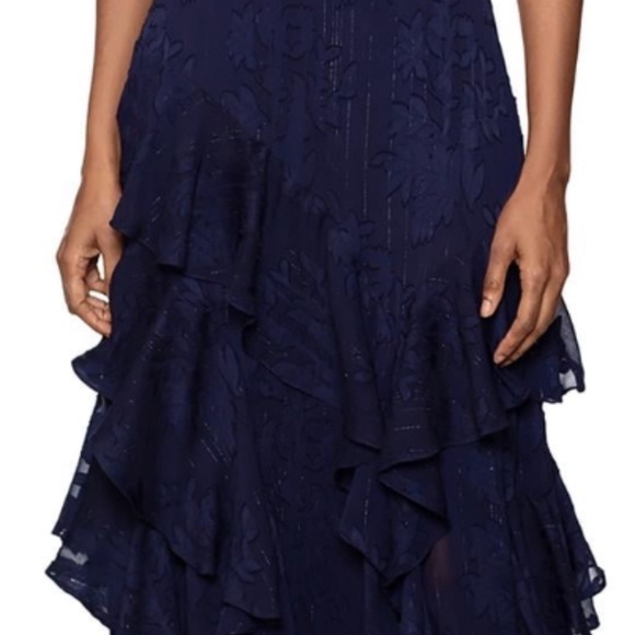 Formal Dress - Picture 6 of 6